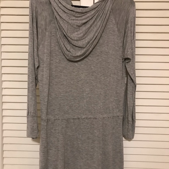 Albion Fit Tunic - Picture 1 of 2